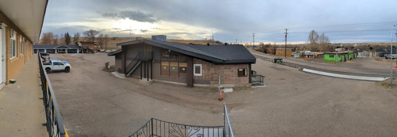 Riverside Motel Medicine Hat Eksteriør bilde