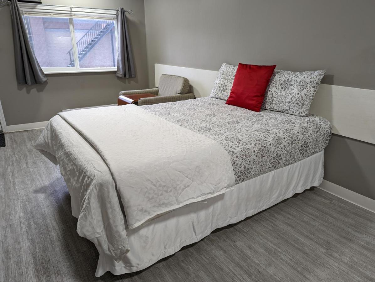 Riverside Motel Medicine Hat Eksteriør bilde