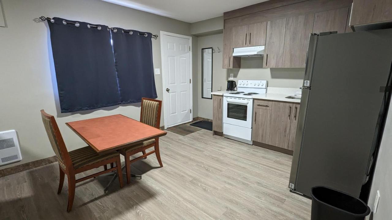 Riverside Motel Medicine Hat Eksteriør bilde