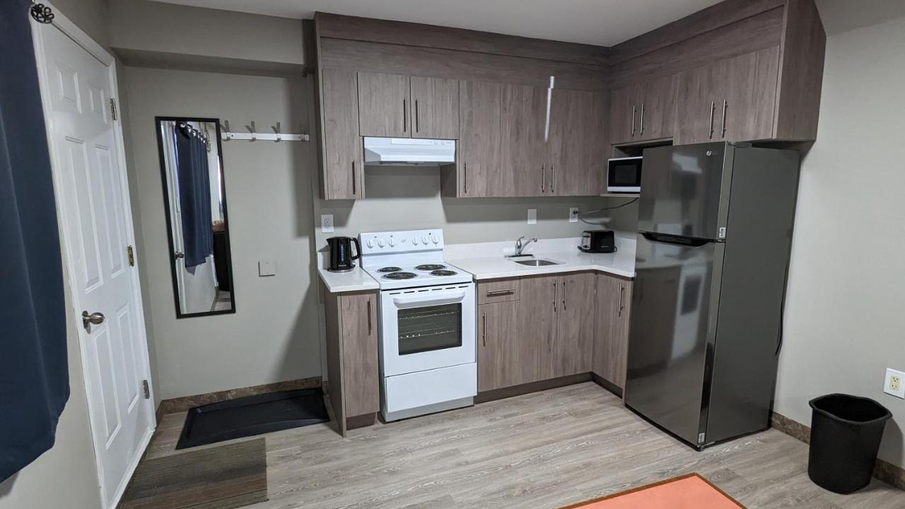 Riverside Motel Medicine Hat Eksteriør bilde